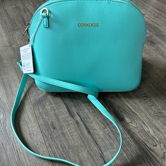 Corkcicle Handbags - Corkcicle Adair Turquoise insulated crossbody lunch bag